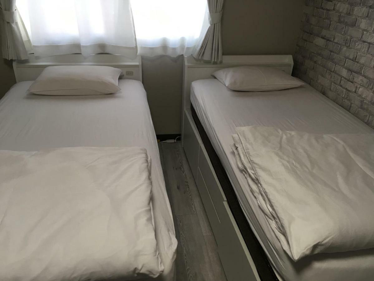 Hyu House Hotel Tokyo Exterior photo