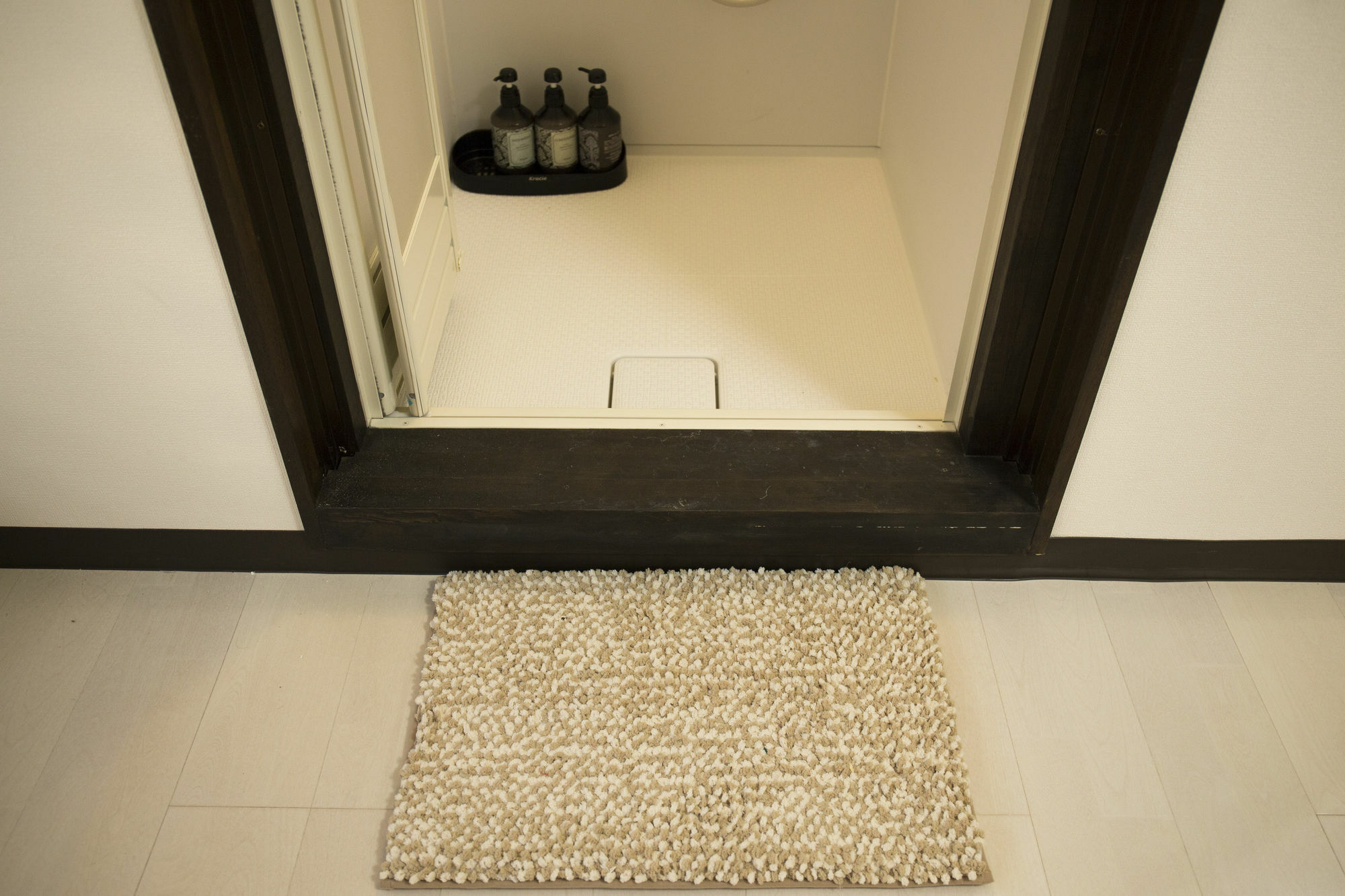 Hyu House Hotel Tokyo Exterior photo